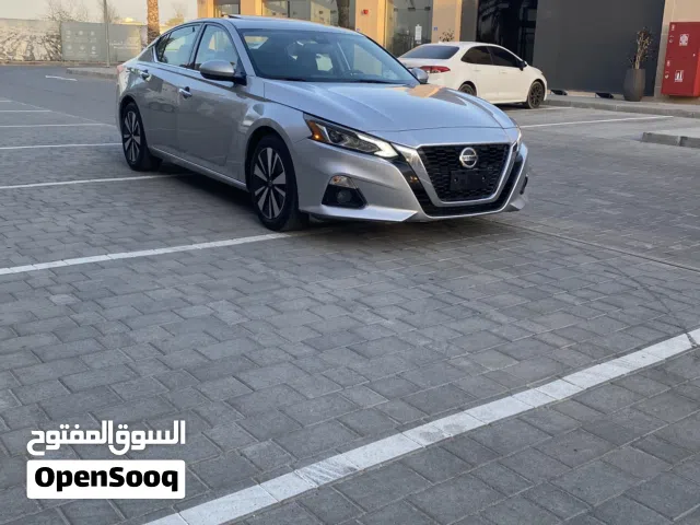 2019 نيسان التيما SL