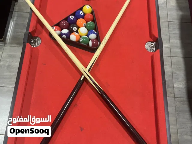 بلياردو صغير مستعمل مناسب لالطفال