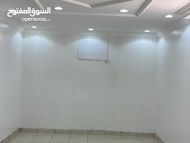 500 m2 5 Bedrooms Townhouse for Rent in Al Riyadh Ar Rimal