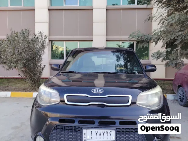 2015 كيا سول Standard