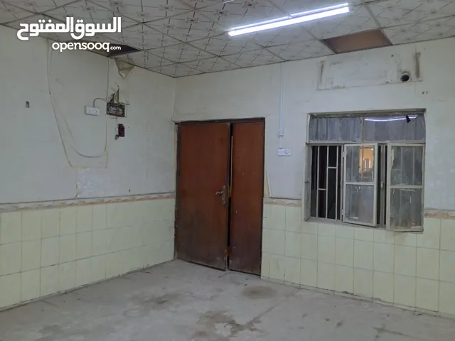 150 m2 3 Bedrooms Townhouse for Rent in Basra Amitahiyah