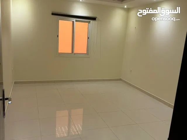 شقة دورين للايجار السنوي 20000 الرياض حي الربوة