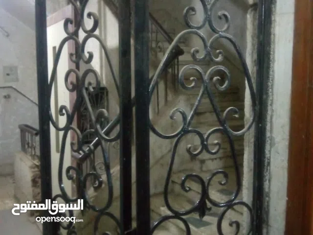 باب حديد عموله مستعمل للبيع