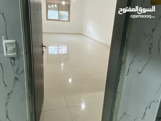شقة سوبر ديولكس للبيع بالطيرة -دوار نبيل عمرو