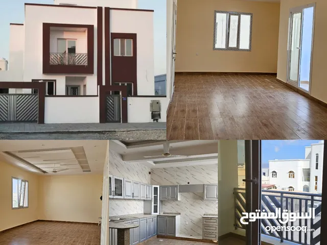 287m2 5 Bedrooms Villa for Sale in Muscat Amerat