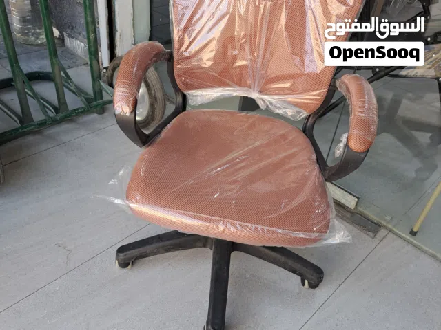 كرسي مكتب طبي بالوان مختلفه لراحتك
