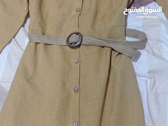 فستان طويل نمرة 44 استخدام بسيط