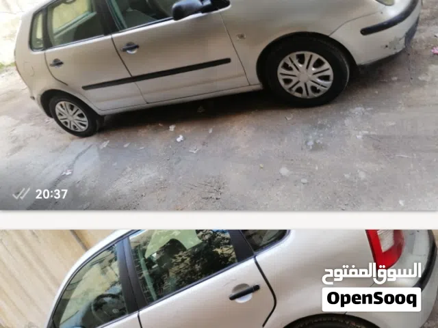 2002 فولكسفاغن بولو Standard