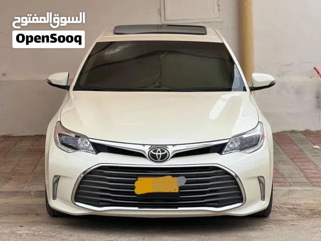 2016 تويوتا افالون Limited