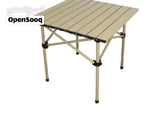A FOLDABLE TABLE MD
