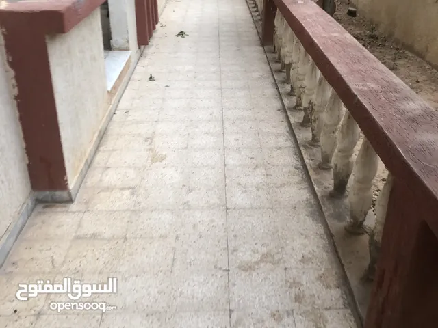 215 m2 More than 6 bedrooms Townhouse for Sale in Tripoli Janzour