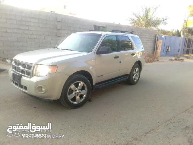 Ford Escape 2011 in Tripoli