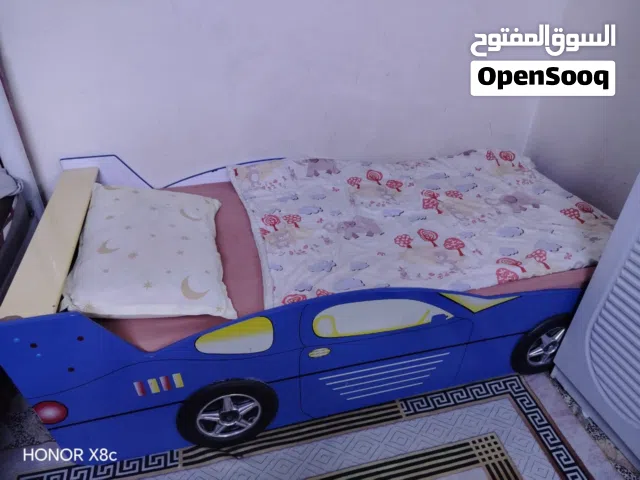 سرير اطفال شكل سياره
