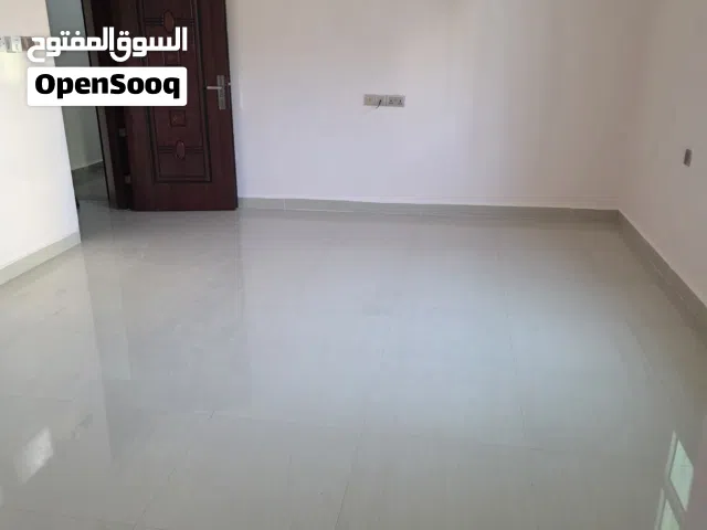 (تم التأجير  )شقه للإجار للعوائل في أرقى أحياء المعبيله الجنوبيه (حي التضامن) قريبه جامع المجيب