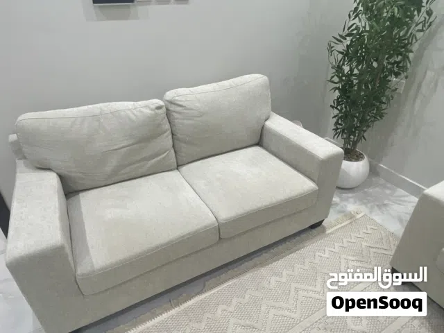 كنب للبيع حق صالة استخدام شهرين ومشتريه من هوم بوكس