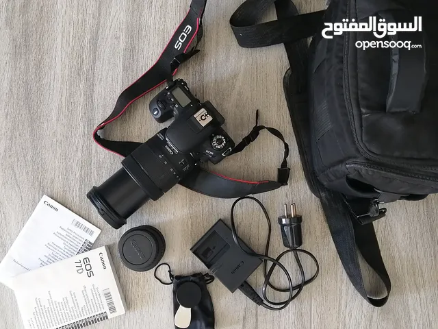 Camera canon eos 77D