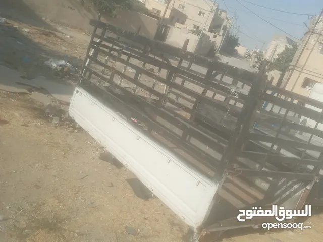 حوض مع صندوق للبيع