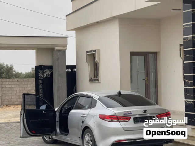 Used Kia K5 in Tripoli