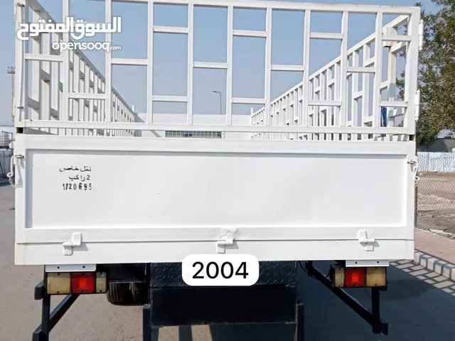 هاف لوري ميتسوبيشي 2004
