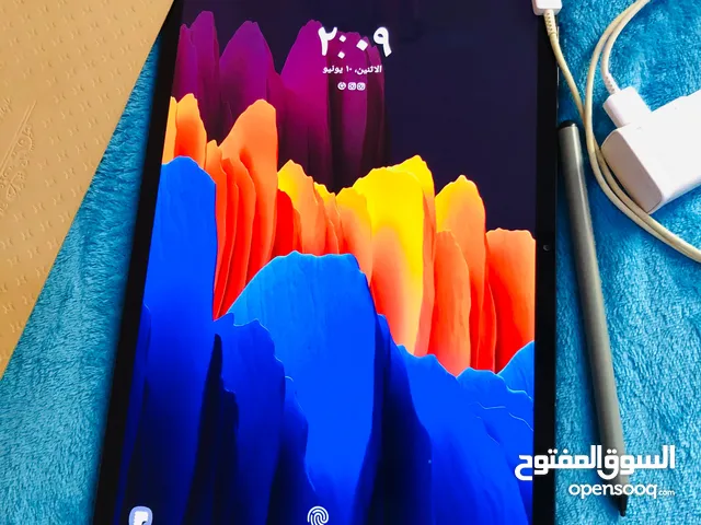 Samsung Galaxy 7 Plus 128 GB in Al Dakhiliya