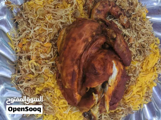 يتوفر لدينا مندي و كليجه اكل بيت طيب و اسعار مناسبه جدا توصيل للمناطق الجاوره ل 5ميل