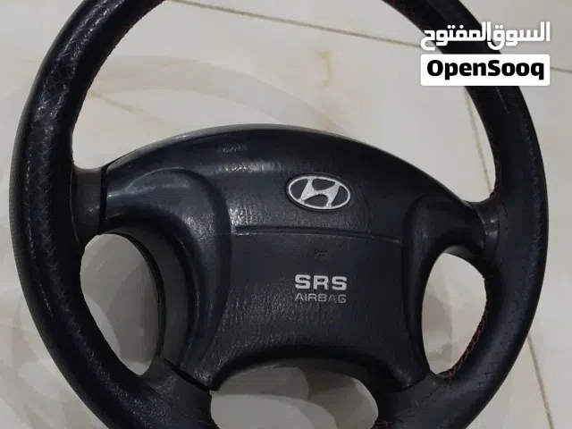 عجلة قيادة مستعملة افانتي نيو بحالة جيدة مع مرآة وسط وغمازات