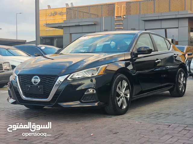 Used Nissan Altima in Sharjah