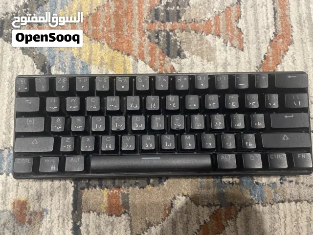 كيبورد G1000 مستعمل ب حاله ممتازة