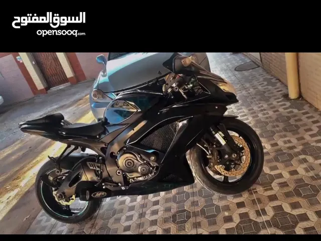 دراجه سوزوكي موديل 2009 و قابل للتفاوض 750cc
