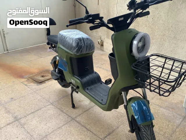 دراجه نوع R9 للبيع للون مميز 2025