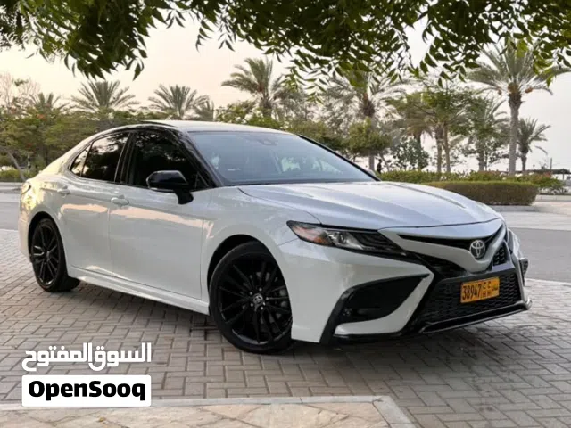 للبيع فقط كامري xse رقم واحد بانوراما 4 سلندر 2022 سيارة ممتازه وتسجيل جديد ومصيونه