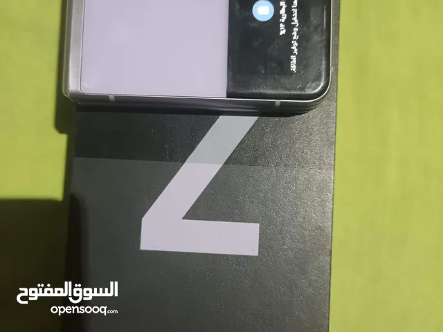 Samsung Galaxy Z Flip3 5G 256 GB in Cairo