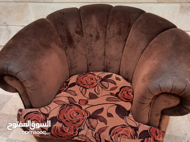 كنب مفرد كنباي مفرد لحالها للبيع لون بني