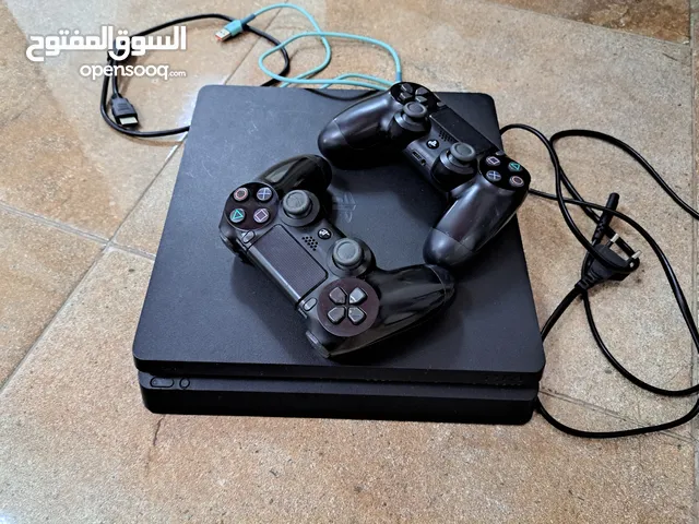 بليس تيشن 4 مع ايدين اصليات ps4 بحاله ممتازه الجهاز slim