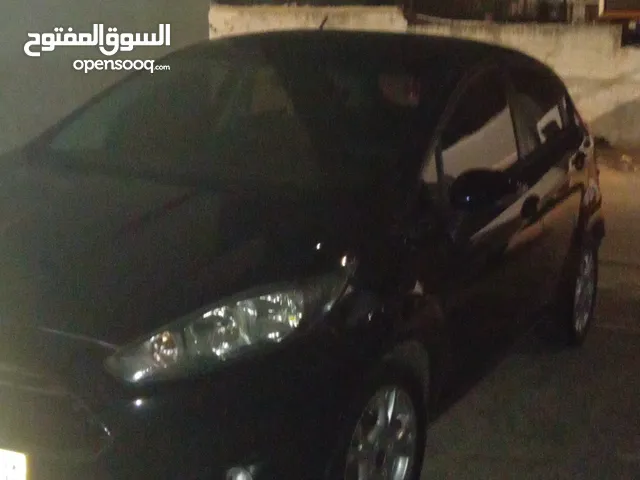 مطلوب سيارة مطلوب فورد فيستا