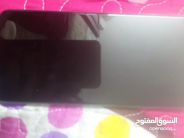 2015 ستير 14/1 المعالجات المركزيه الكاميرا الاماميه الكاميرا الخارجيه 5 ام رومبي 64 0 0 بطاريه 5000
