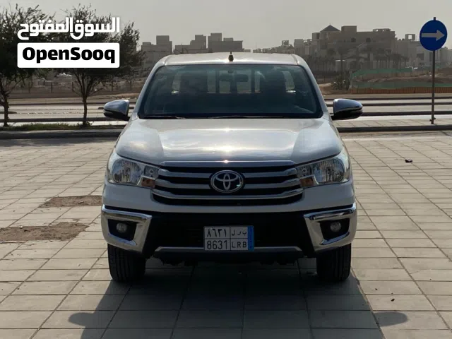 2020 Toyota Hilux GLX