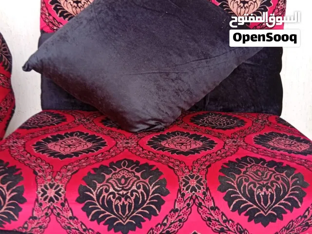 صالون مغربي الوصف تحت