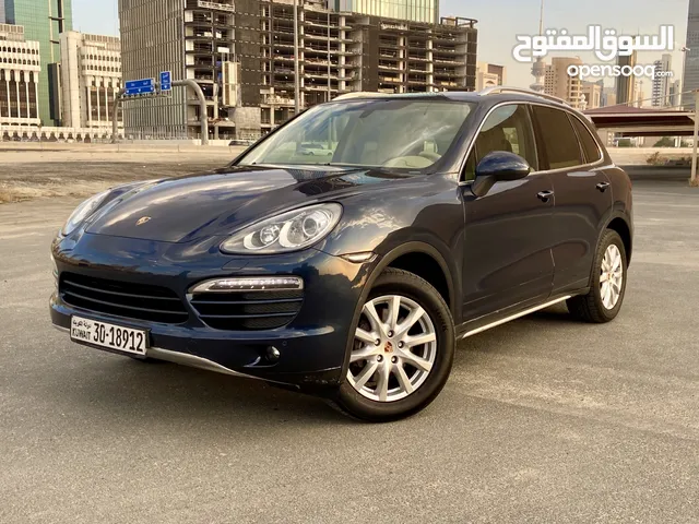 Porsche Cayenne 2014 in Kuwait City