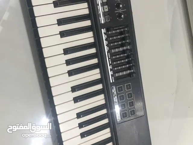 كيبورد Roland من طراز A-800PRO الوصف مهم