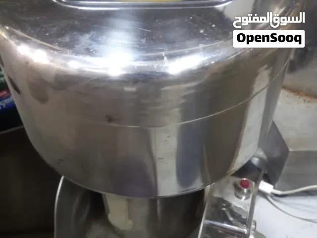 ماكنة بوشار استعمال خفيف تعمل بشكل ممتاز مع مطحنة حجم 1 كيلوا شبه جديده واستعمال خفيف مستعملات وكاله