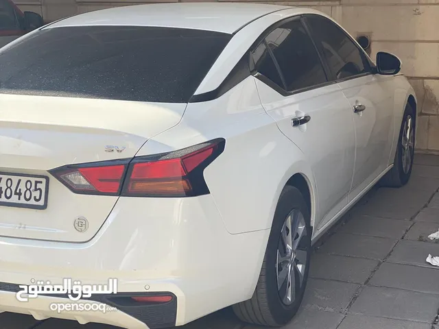 Used Nissan Altima in Farwaniya