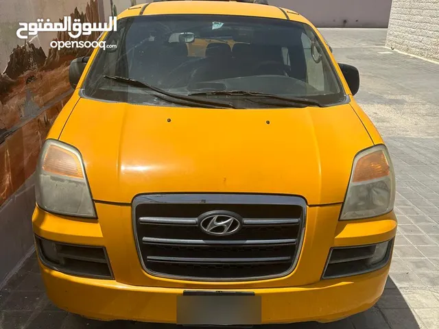 باص روضة و مدرسة هونداي ستاريكس موديل 2007 يتسع 10 ركاب للبيع
