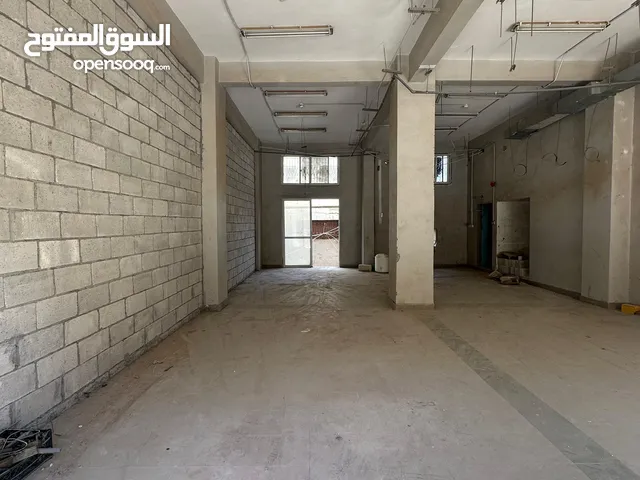 مخازن صناعات خفيفة بأحجام مختلفة