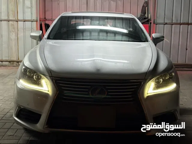 للبيع لكزس فضي LS460 (F Sport) موديل 2014 بحالة ممتازة