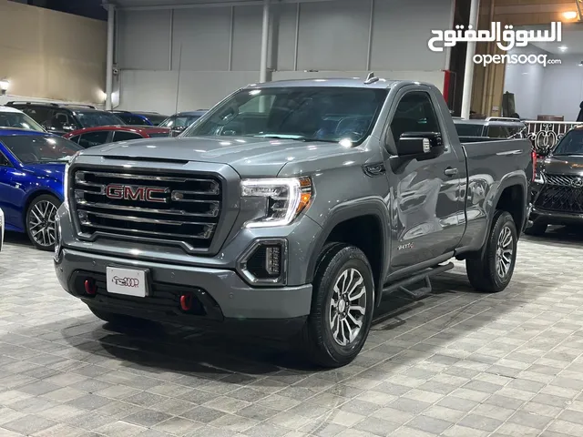 GMC Sierra AT4 4×4
