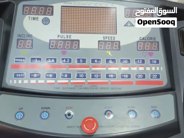 آلة جري كهربائية تتحمل الشغل لساعات وتنفع للمنزل وحتى للنوادي شركة قوية ومحترمه