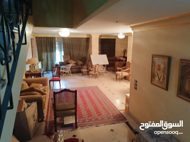 280 m2 4 Bedrooms Apartments for Sale in Cairo Heliopolis