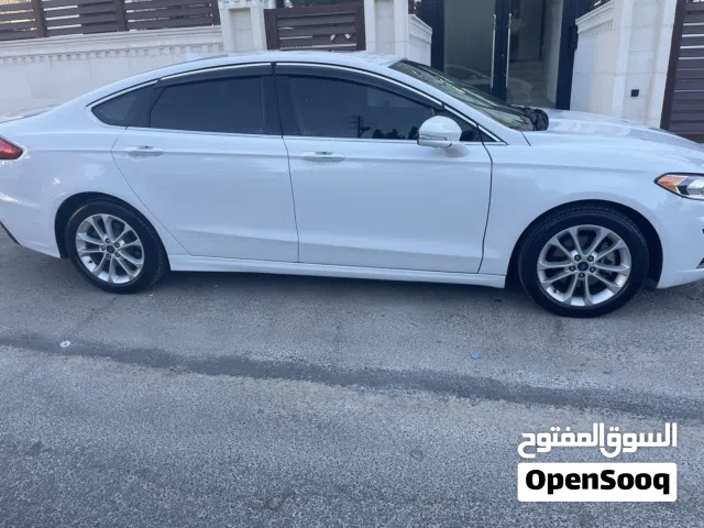 2019 فورد فيوجن SEL