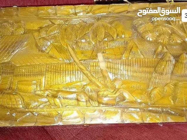 تابلوه تايلندي و طقم ترابيزات و نجفة فيرفورجيه